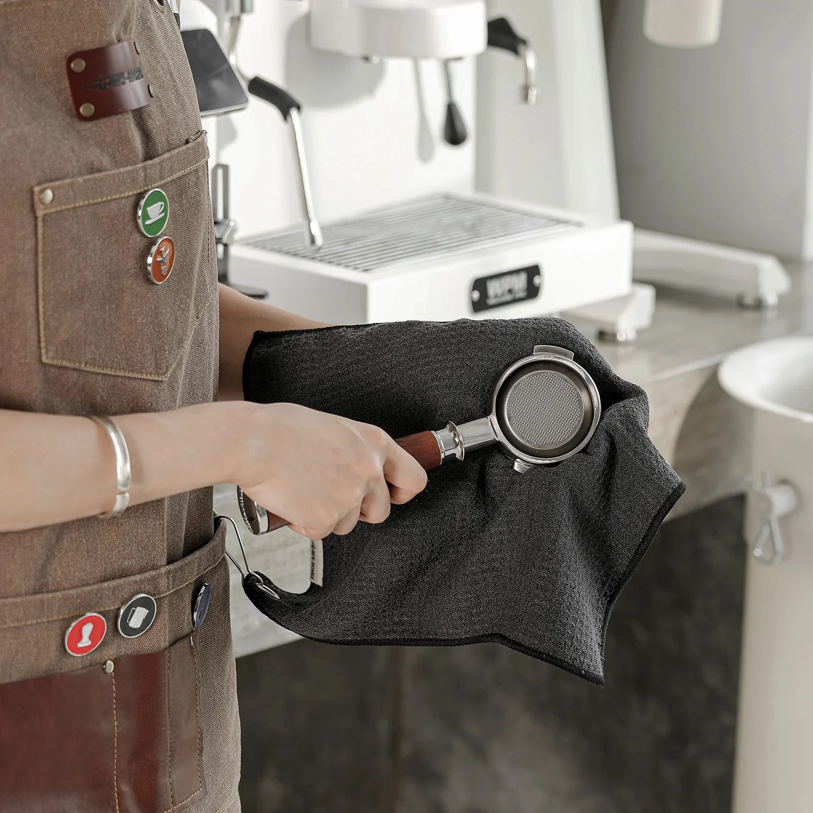 מטלית מיקרופייבר של חברת 3BOMBER - Image 4